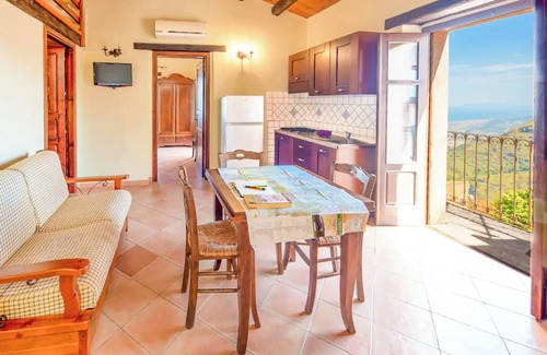 San Marco d'Alunzio Apartamento | Crimaldi balcony in the historic center of San Marco d'Alunzio