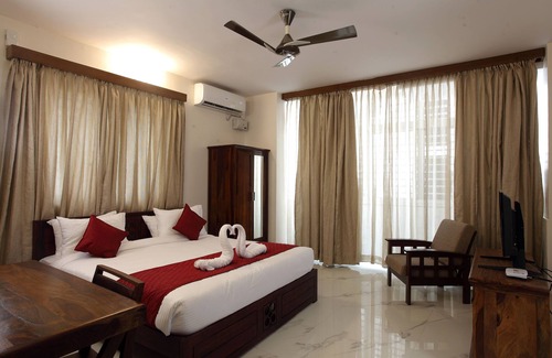 Bengaluru Hotel | Crimson Lotus Bangalore