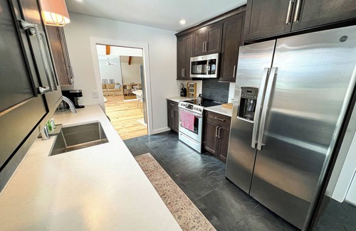 Lake George Casa | Crimson Pine