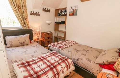 Cairnbaan Cabaña | Crinan Canal Cottage No8 Cairnbaan Cottages