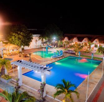 Bolinao Complejo | Cris Del Mar Resort