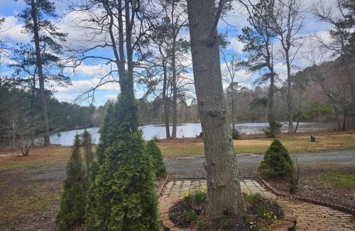 Marion Station Casa | Crisfield Cabin by Homelystay