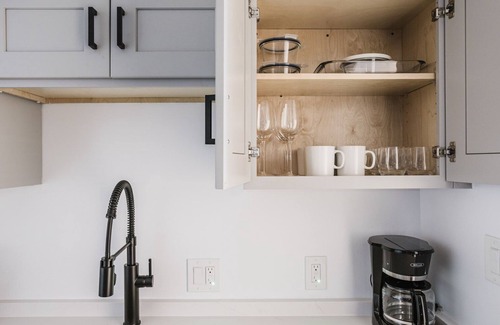 Adams Morgan Apartamento | Crisp Dupont Circle 1BR nr. U Street, Metro & Glen’s Mkt, by Blueground