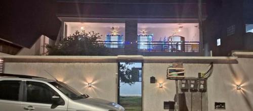 Realengo Casa | Cristal palace