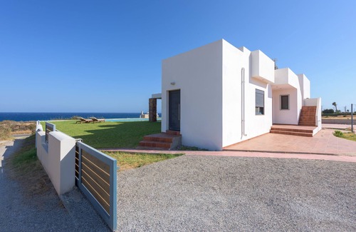 Lahania Villa | Villa frente al mar y piscina Cristelia