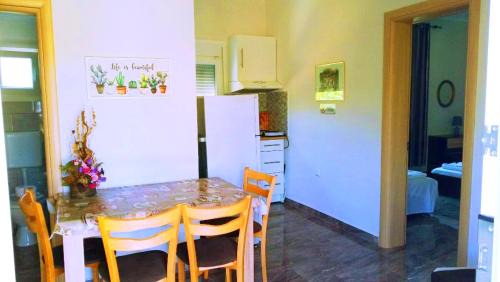Megalos Prinos Casa | Cristi Apartments