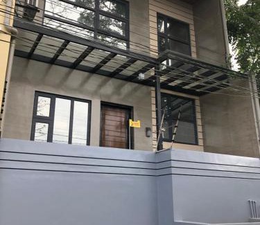 Tagaytay Complejo | Cristinas Holiday home