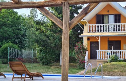 Nova Kapela Casa | Croatia Cottage, peaceful countryside retreat with pool & vineyard view