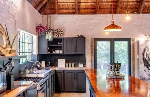 Marloth Park Casa | Croc Orvyll's Kruger Lodge