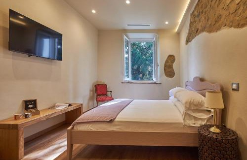 Crocina Casa | Croce di mezzo