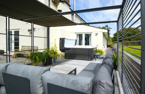 Mitchell Casa | Croft House - Newquay