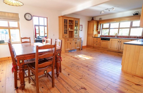Crolly Casa | CROLLY HOME, pet friendly, with open fire in Crolly, County Donegal