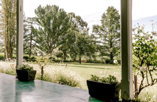 Rosetta Casa | Crompton Cottage