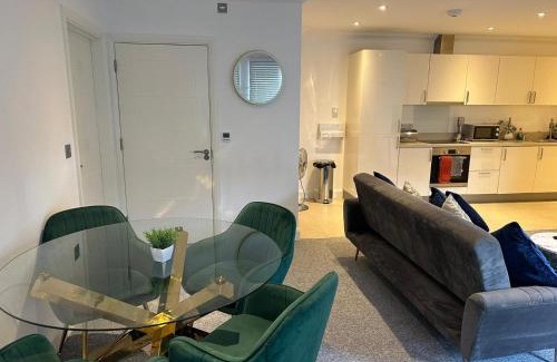 Huntingdon Apartamento | Cromwell Court Apartments