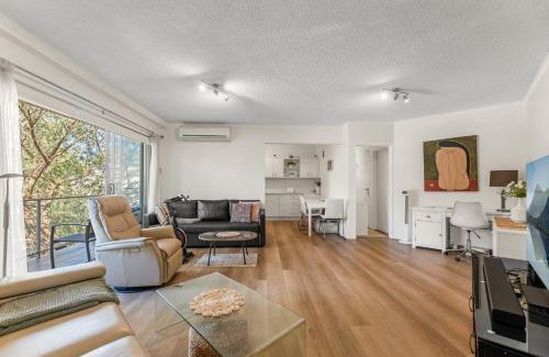 Cronulla Apartamento | Cronulla Retreat Steps to Surf & Cafés