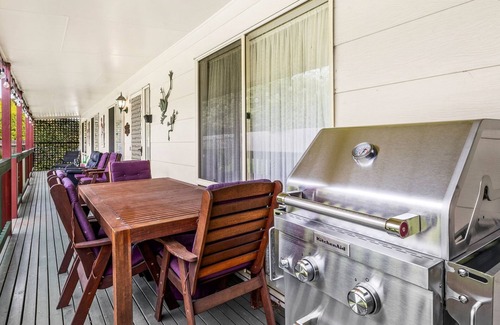 Wimbledon Heights Casa | Cross Rhodes in Wimbledon Heights