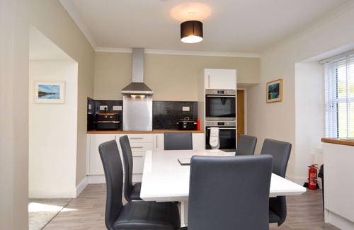 Crossaig Casa | Crossaig Farm House - sleeps 10 guests in 5 bedrooms