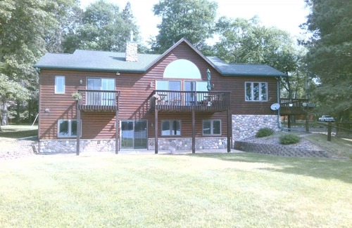 Crosslake Cabina | Crosslake Whitefish Chain Daggett Lake 3 Bedroom Available MONTHLY rental JULY