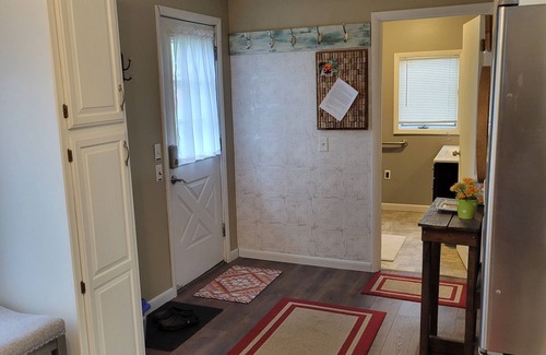Newaygo Cabaña | Croton Pond Cottage and dock- pet friendly!