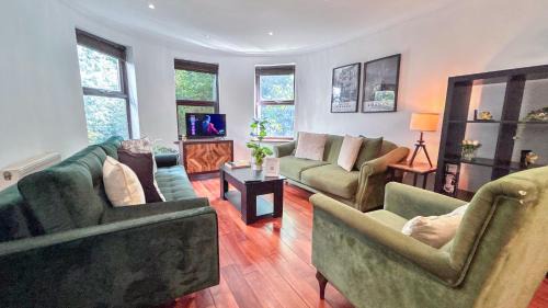 Crouch End Apartamento | Crouch End NEW 4 Bed 3 Bath Home with Balcony and FREE Parking near Alexandra Palace , Highgate