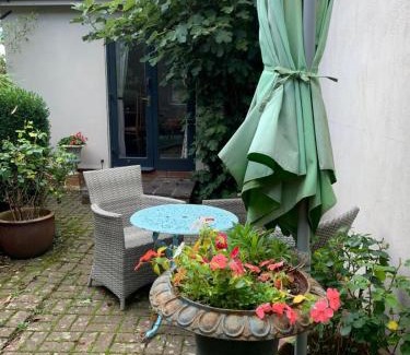 Briston Casa | Crow Cottage
