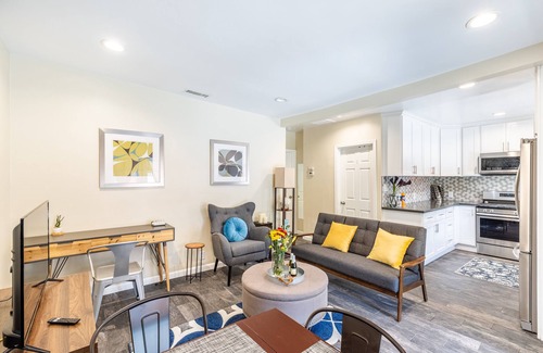North Central Casa | Crown City Cottage