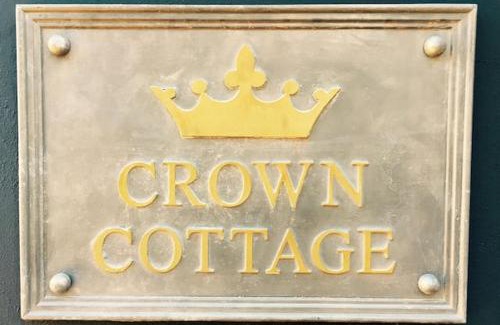 Orford Casa | Crown Cottage, Orford - Prime Orford Location