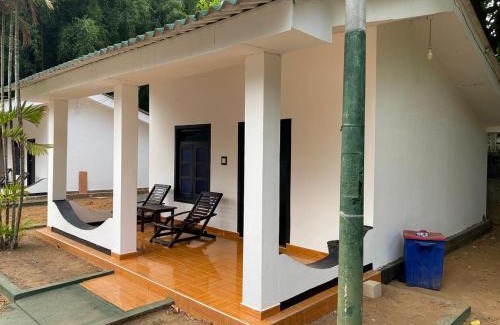 Pottuvil Division 2 Casa | Crown Majesty - Arugambay