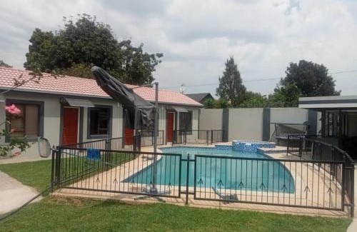 Pretoria Casa | Crown Palace Guesthouse