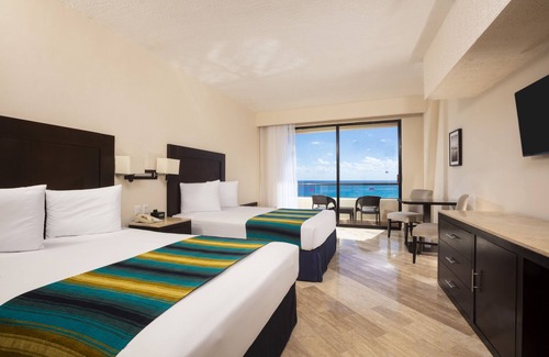 Zona Hotelera Complejo | Crown Paradise Club Cancun All Inclusive