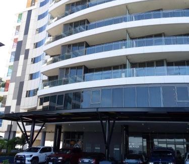 Port Moresby Hotel | Crown Plaza Residence