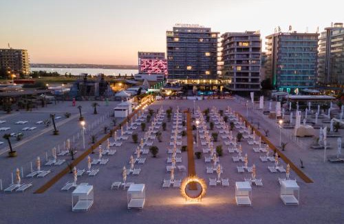 Constanta Hotel | Crowne Plaza Constanta - Mamaia Beach by IHG