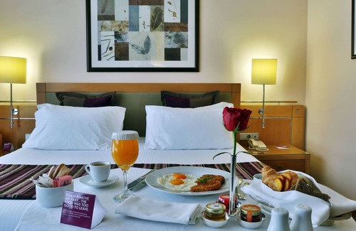 Hamra Hotel | Crowne Plaza Hotel Beirut by IHG