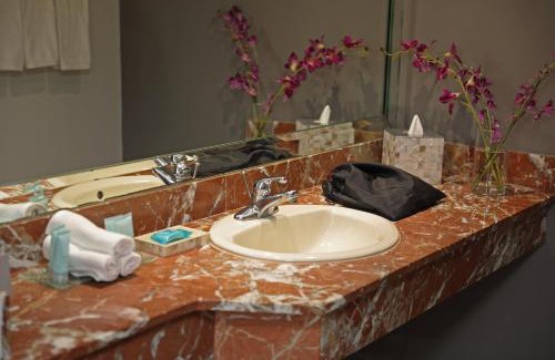 Panama City Hotel | Crowne Plaza Panama by IHG
