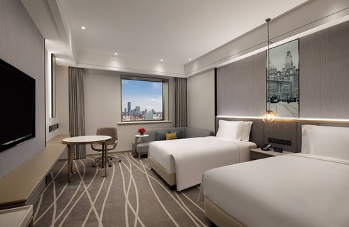 Downtown Shanghai Hotel | Crowne Plaza Shanghai Nanjing Road by IHG