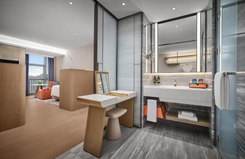Torch Hi-tech Industrial Development Zone Subdistrict Hotel | Crowne Plaza Zhongshan Torch High-tech Zone by IHG