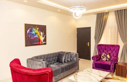 Lagos Apartamento | Crowned Crest Apartments