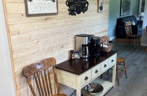 Ludlow Casa | Crows Nest - cozy retreat on the Trans Canada Trail Miramichi River Access