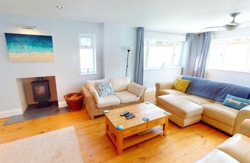Croyde Casa | CROYDE WAVES 4 Bedrooms