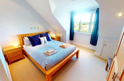Croyde Casa | CROYDE WAVES 4 Bedrooms