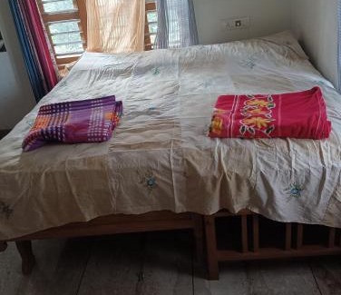 Kolagappara Casa | CRS RED & WHITE HOMESTAY