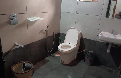 Kolagappara Casa | CRS RED & WHITE HOMESTAY