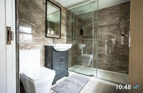 Stoke-on-Trent Apartamento | Cruise Cruise Cribs - BERESFORD