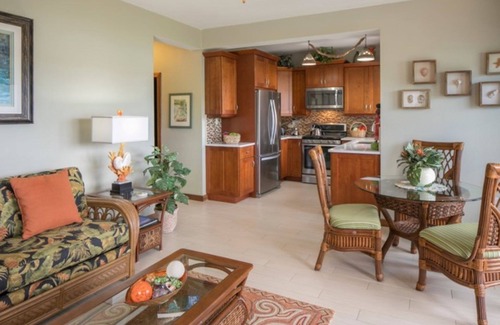 Great Cruz Bay Condominio | Cruz Bay Vista - Lavender Hill One Bedroom Condo - Walk to town. Unit 4W