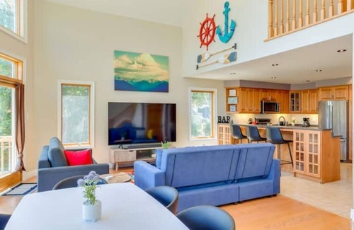 Alcona Cabaña | Crystal Beach Cottage & Spa