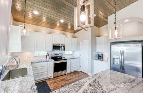 Crystal Beach Condominio | Crystal Blue 3 Bedroom Home by RedAwning