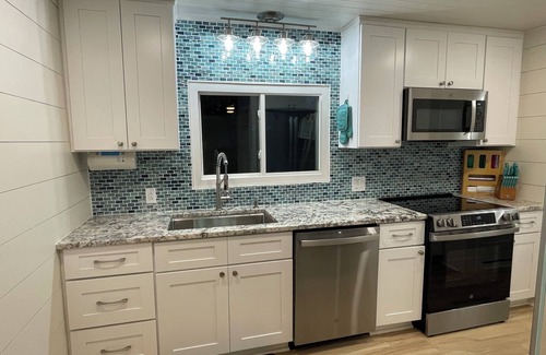 Moscow Casa | Crystal Blue Oasis-Lakefront,Family & Pet Friendly