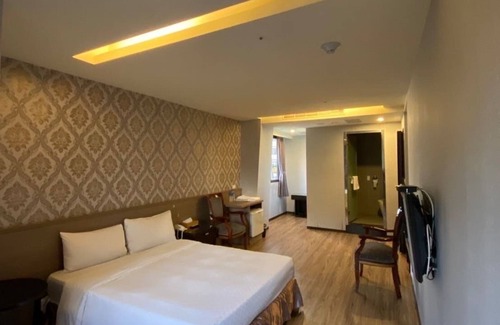 Zhongli District Casa | Crystal City Hotel