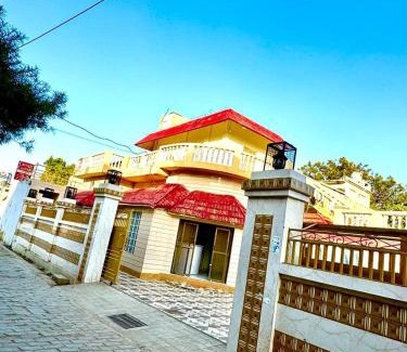 Faizabad Casa | Crystal Cottage