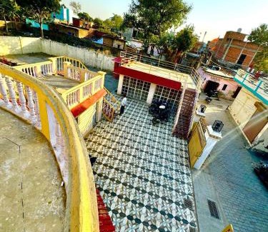 Faizabad Casa | Crystal Cottage